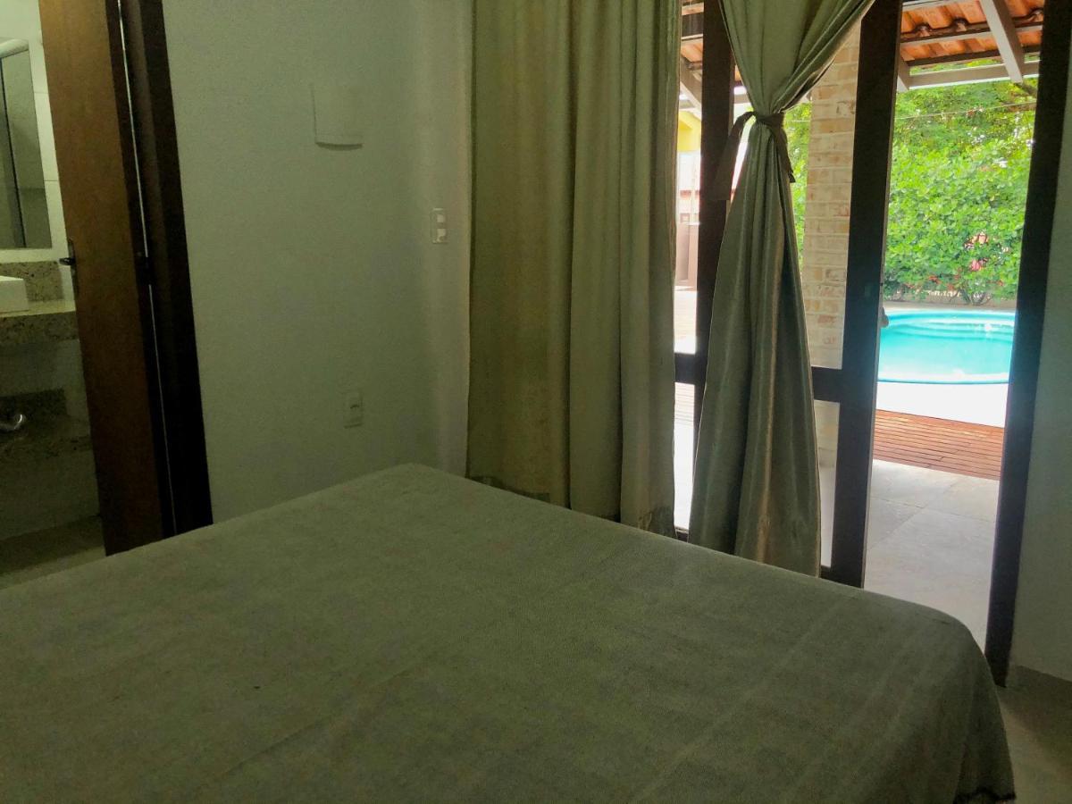 Linda Casa Com Piscina Em Bombinhas, Espaco Inteiro Esterno foto