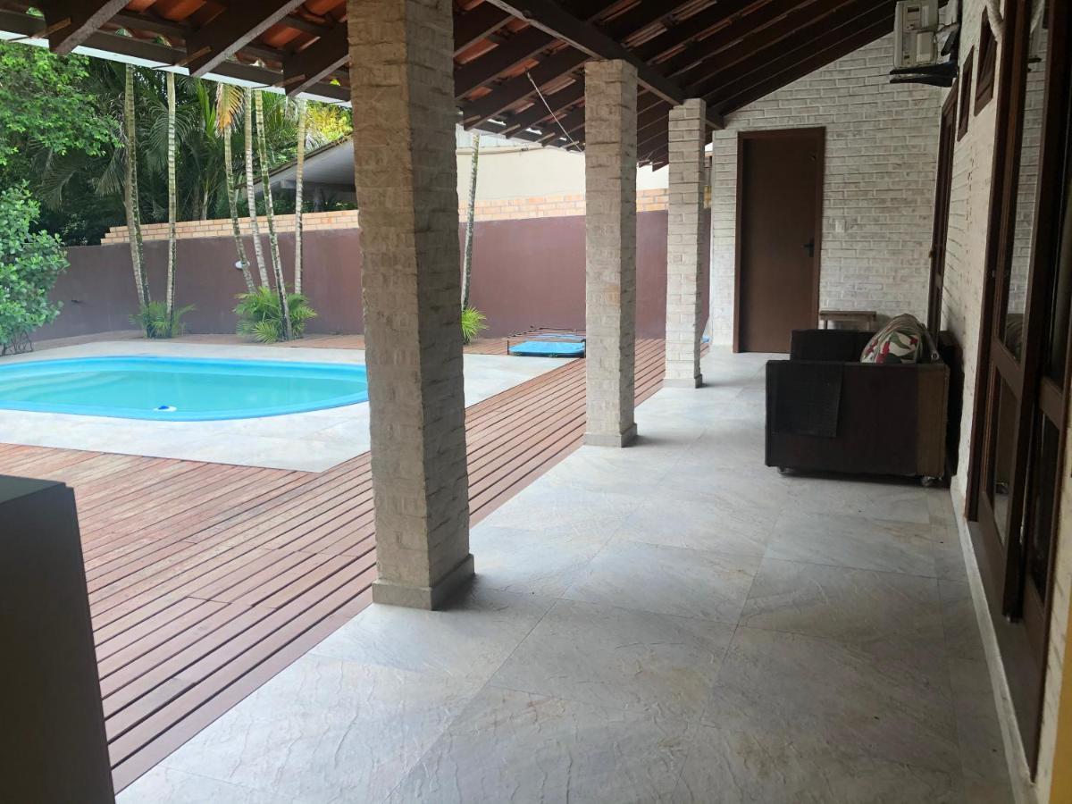 Linda Casa Com Piscina Em Bombinhas, Espaco Inteiro Esterno foto