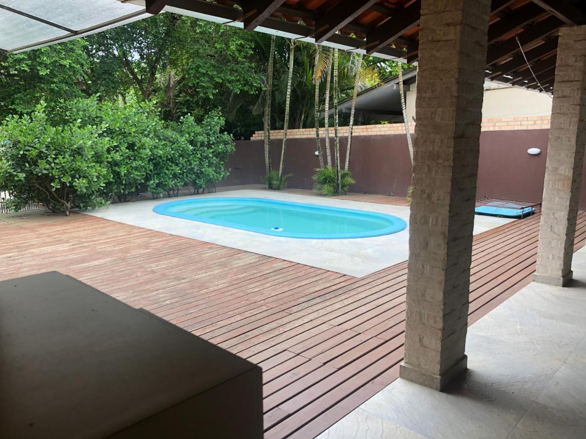 Linda Casa Com Piscina Em Bombinhas, Espaco Inteiro Esterno foto